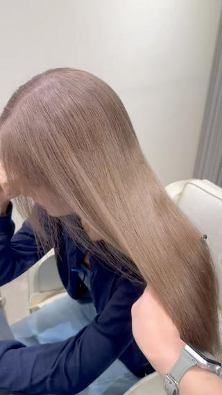 1ブリーチのベージュカラー