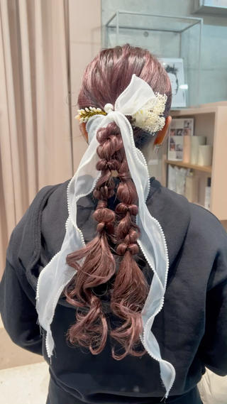 成人式ヘアセット
※成人式のヘアセットは、別途料金、お時間頂戴いたします。