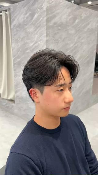 メンズ ulus kobe 藤枝大地のヘアスタイル