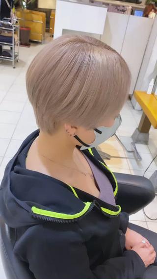 ミルクティーカラー