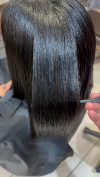 セミロング ルシクラージュ武蔵小杉店所属・巻けないけど美髪 作れます丸山智久のヘアスタイル