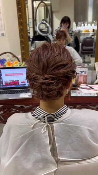 ボブさんでもシニヨンできます♡