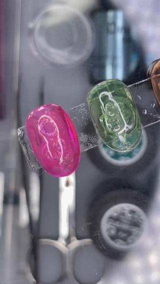 泡ネイル/バブルネイル/気泡ネイル 対応可能です。

泡ネイルのデザインも考えていきますね。
2023年の夏にくるデザインです！ 