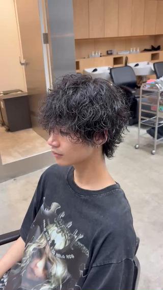 ミディアム カラー パーマ メンズ 冨永 圭人のヘアスタイル