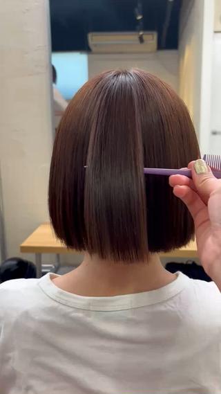 こちらは縮毛矯正のみの方です♡
乾かしただけでアイロンはしてないです 