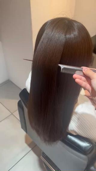 セミロング 🐏Yuna＊透明感 ハイトーンカラー✨のヘアスタイル