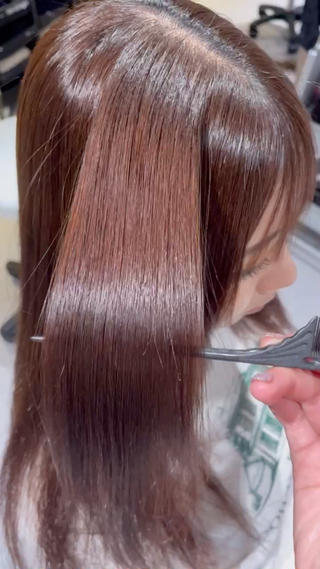 髪質改善ストレート
ノーフィルターでここまで艶々に 