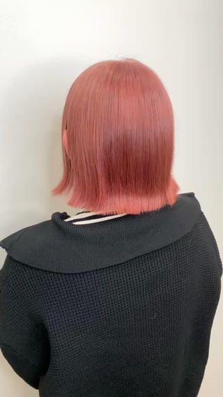 ショート カラー YURA hairのヘアスタイル