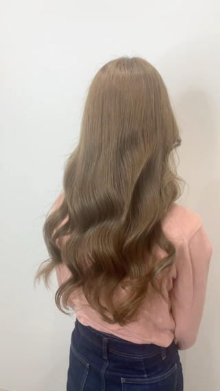 ロング カラー YURA hairのヘアスタイル