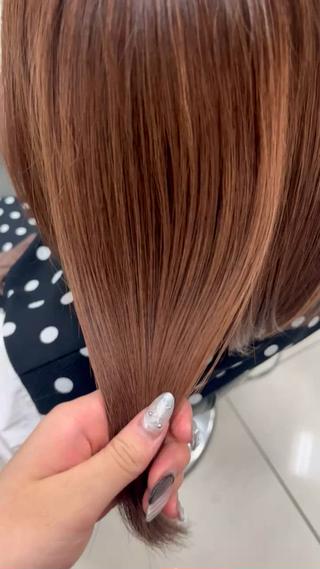 トリートメントで髪の毛の中に沢山栄養入れて何回もブリーチしてる髪もトゥルトゥルに 