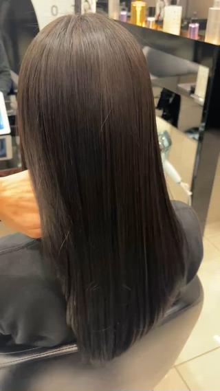 セミロング カラー 山本 優太のヘアスタイル