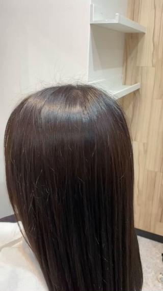 セミロング カラー 【透明感、艶髪】西村 有司のヘアスタイル
