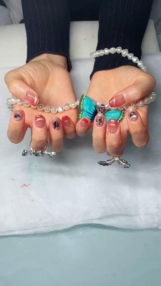 マグネットフレンチ
グラデーションネイル 