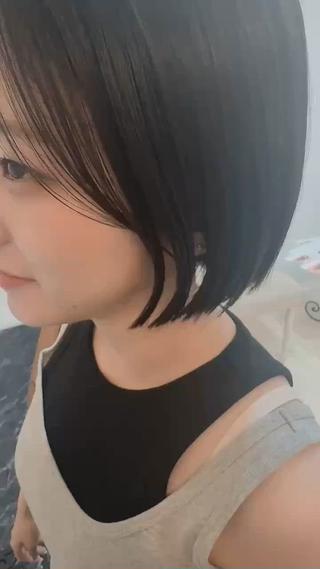 耳にかけた瞬間にキラッと可愛い耳つぼジュエリー

夏にピッタリのキラキラ使用にちゃいましょう 