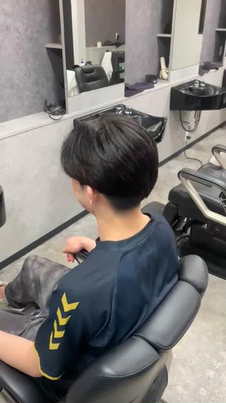 刈り上げセンターパート 