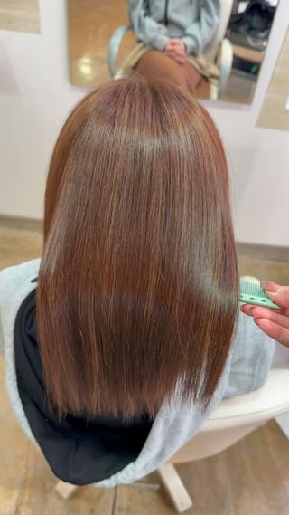 ミディアム 西川 礼菜のヘアスタイル