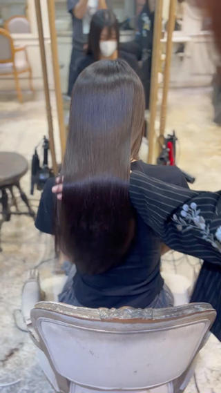 ロング 美髪矯正 透明感 カラー⭐️ユウキのヘアスタイル
