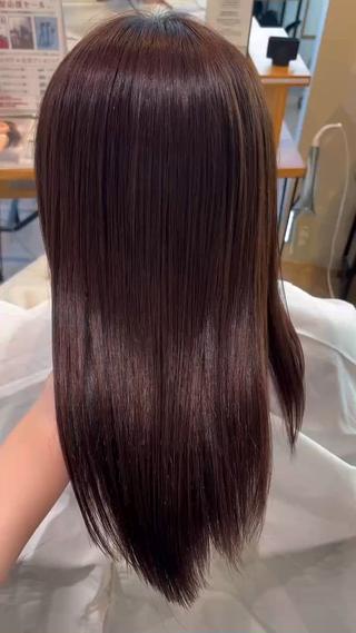 チョコレートブラウン
ツヤ感抜群で秋冬にオススメのカラー

#大阪美容室 #難波美容室 #ミルクティーベージュ #大阪ミルクティーベージュ  #ミルクティーベージュ大阪 #ミルクティーカラー #大阪ミルクティーカラー #ミルクティーカラー大阪 #ミルクティー #大阪ミルクティー  #ミルクティー大阪 #ダブルカラー#ケアブリーチ #ハイトーン #大阪ハイトーン #ハイトーン大阪 #ハイトーンカラー #大阪ハイトーンカラー #ハイトーンカラー大阪 #ハイトーンベージュ #艶ハイトーン  #艶髪ハイトーン  #艶髪  #艶カラー#韓国ヘア#髪質改善#髪質改善カラー#髪質改善トリートメント 