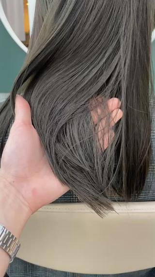 セミロング カラー 村田 りょうやのヘアスタイル