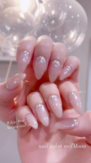 ネイル melMoon .のネイルデザイン