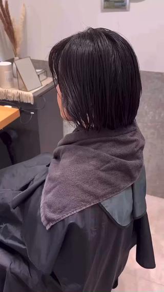 ショート パーマ オカダミチヨシ 波巻きフレンチパーマのヘアスタイル