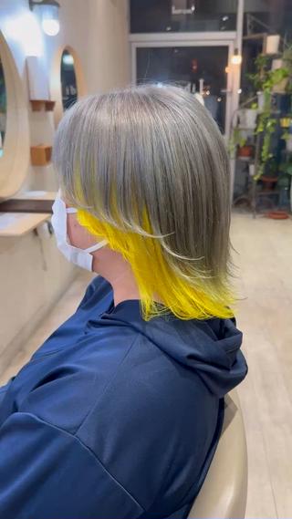 こちらのスタイルブリーチ＋全体カラー＋インナーカラーで20680円です 