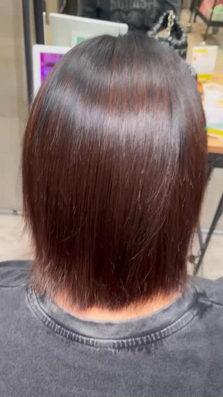 ミディアム ラフィスヘアー九大学研都市店所属・赤み消し艶カラー🍒 髪質改善　KAIのヘアスタイル