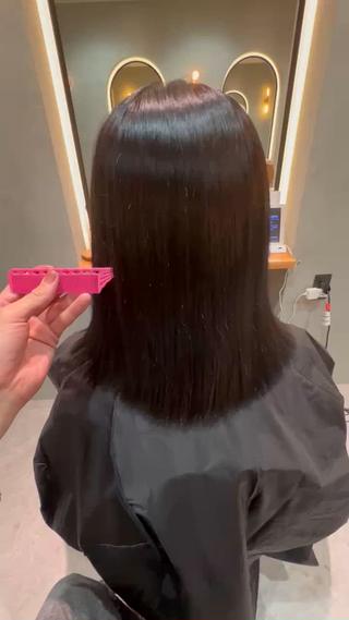 ミディアム 安岡 稜太のヘアスタイル