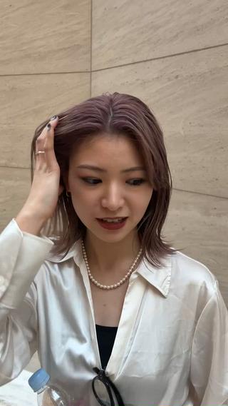 根本から徐々にトーンの明るいホワイトになっていくデザインカラー、リタッチも気になりにくいです！ 