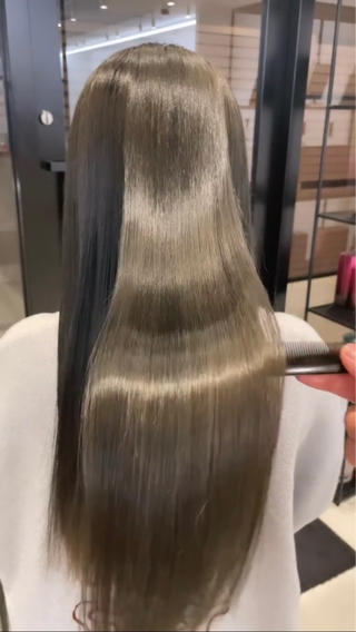 とぅーんやとぅやのラサラサ
こんにちは
傷んだ髪が大好き、りゅうあいデス
sandの7STEPトリートメントでは
オージュアのトリートメント剤を使っており、
4工程にわたる施術を行い
さらに超音波アイロンで髪の内部まで浸透させ
驚きのツヤサラに仕上げます!
ブリーチ、カラー、パーマ、縮毛矯正などで
傷んだ髪を超絶綺麗にしませんか!?
傷んだ髪ほど効果抜群であります
僕独自の選定によりお客様にあった
トリートメントを使わせていただきます!
そしてなんと通常価格¥6600円のところ
アシスタント価格2000円です!!!
驚きの仕上がりにできる自信ありますので
是非興味ある方はお越しください!