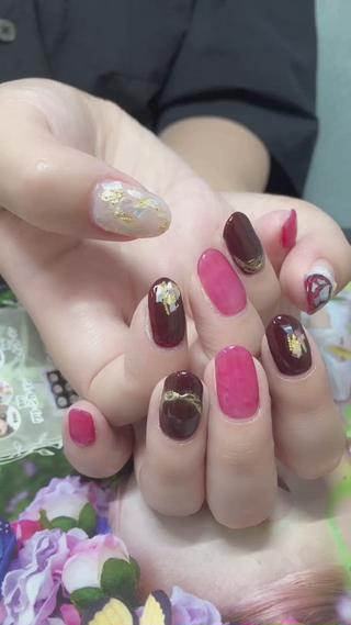 ネイル MoonNail ユリ🌸のネイルデザイン