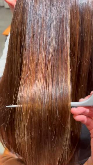 水素カラーと水素トリートメントの組み合わせで、
ツヤツヤサラサラに 