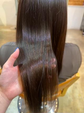 金 春江のヘアスタイル