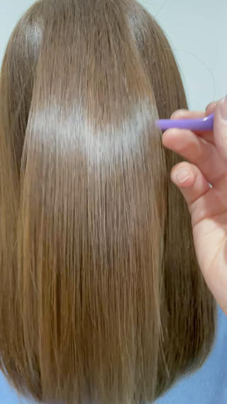 髪質改善☆酸熱トリートメント
誰でもうるツヤ
カラーとの併用も可です！
韓国風艶感のある素髪目指してみませんか？ 