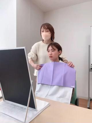 パーソナルカラー診断
似合う色をしっかり見ていきます。
自分としっかり向き合う楽しい時間です(^^)