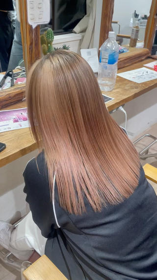 セミロング コトミ【メンズ】 【曲がる縮毛矯正】のヘアスタイル