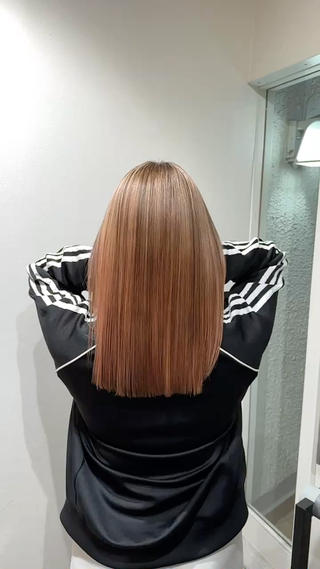 セミロング コトミ【メンズ】 【曲がる縮毛矯正】のヘアスタイル