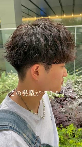 夏は動きのあるパーマが人気です!