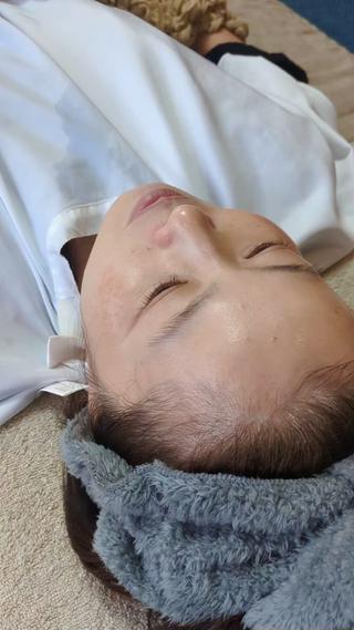 バイオウォーミーパック(松ヤニパック)
産毛が取れると艶が違います!
スキンケアもグングン入ります
一度受けるとヤミツキです!
今年の毛穴の汚れは今年のうちに!