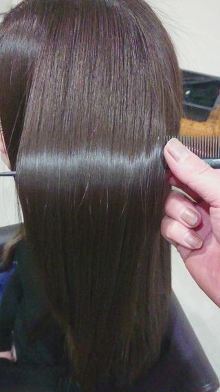 ミディアム～ロングの定期的なケアで絹髪へ 