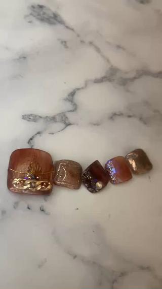 #フットネイル
#マグネットネイル
#エメナ
#ベトロ
#ランギリホロ
#ミラーライン
#大人女子