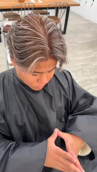 ショート 🇺🇸ルミナ🔥 海外ハイライトのヘアスタイル