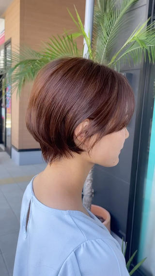 ワンカラーでできるだけ明るく
マロンブラウン 