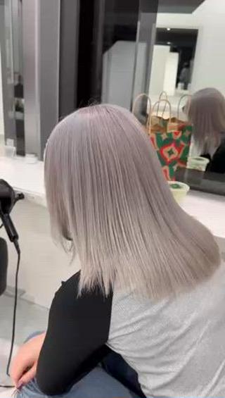 カラー 🫧モテる💗ダメー ジレスハイトーン🫧のヘアスタイル