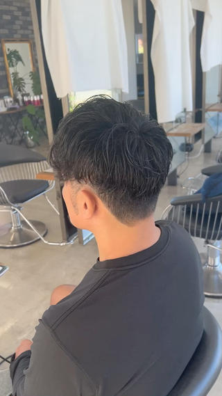 ショート VINGT-QUATRE所属・ヴァンキャトル 山口裕真のヘアスタイル