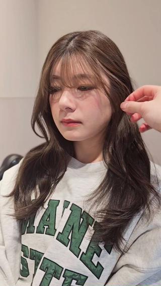 セミロング カラー 縮毛矯正をしている人 のためのカラーのヘアスタイル