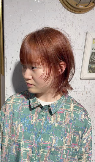 ショート カラー 🫧小顔顔周りカット レイヤー/縮毛/白倉のヘアスタイル