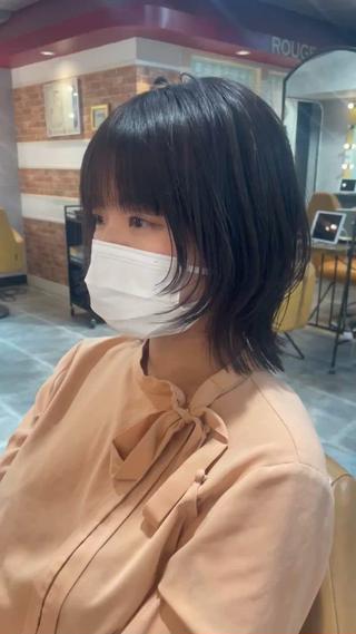 ミディアム カラー 🫧小顔顔周りカット レイヤー/縮毛/白倉のヘアスタイル