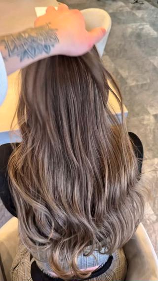 ロング カラー 🇺🇸海外デザイン iCON TOKYOのヘアスタイル