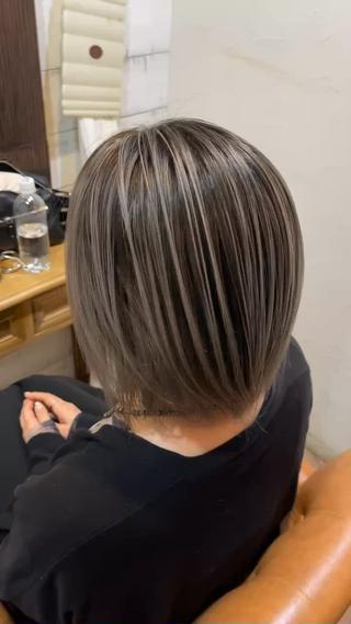 ショート カラー JOHO 【24時間OK】のヘアスタイル